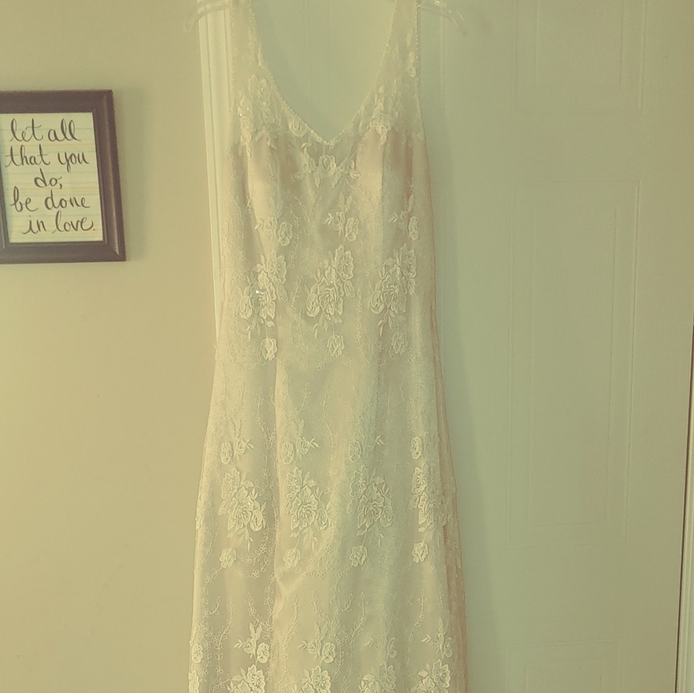 Wedding dress